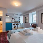 Lapa House - Historic Elegance Meets Modern Comfort ליסבון
