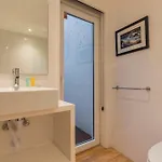 Lapa House - Historic Elegance Meets Modern Comfort דירה ליסבון