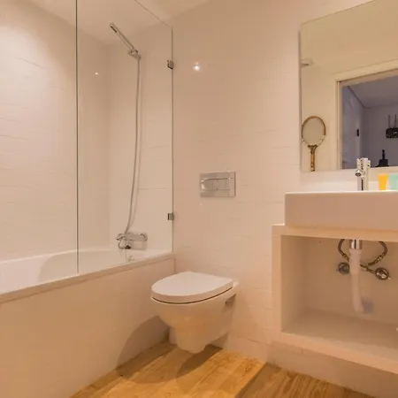 Lapa House - Historic Elegance Meets Modern Comfort Апартаменты *